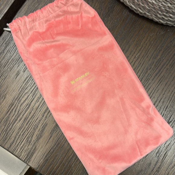 Stanley LoveShackFancy Pink Floral Box - Picture 3 of 3